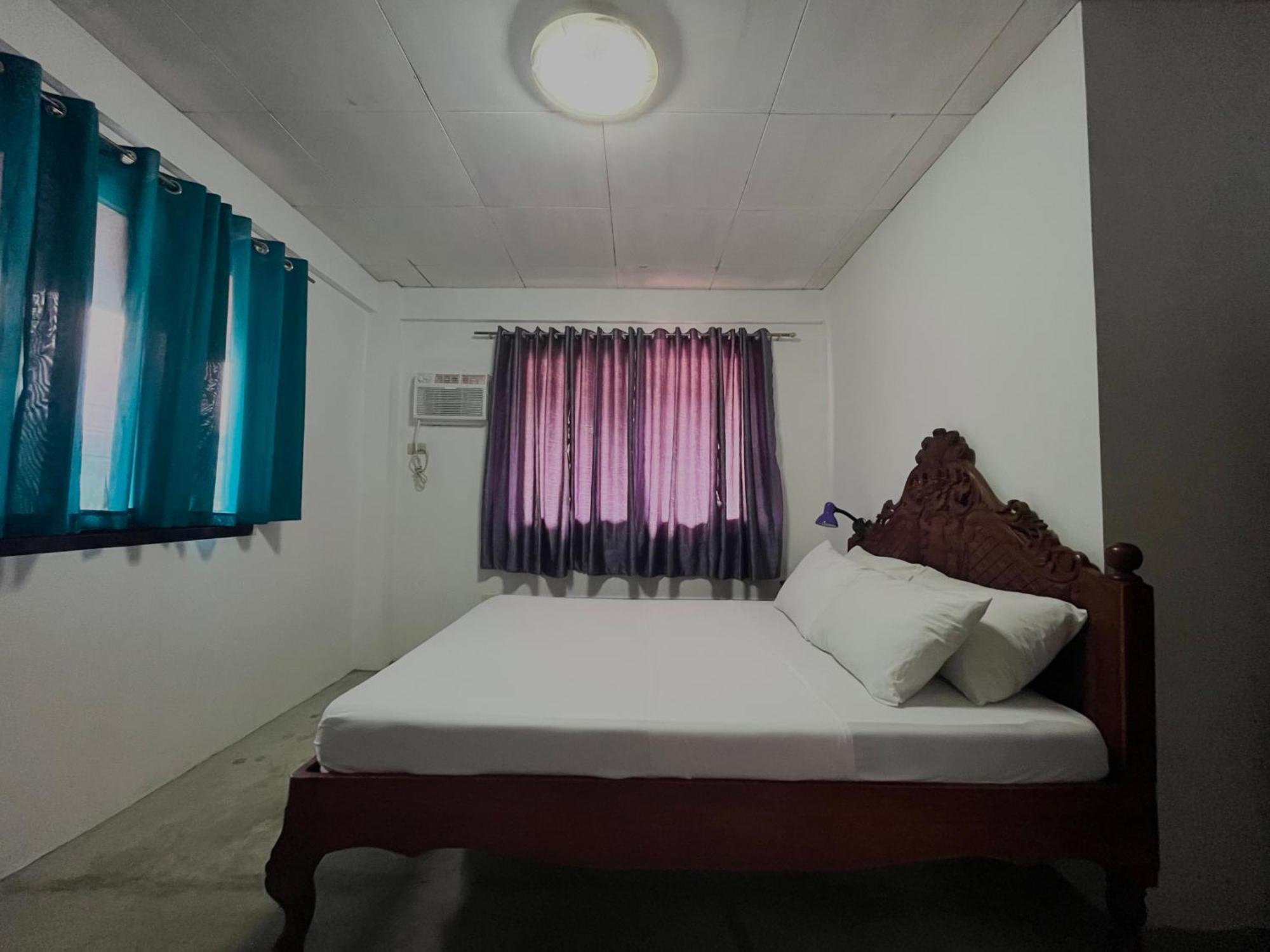 Uncharted Hostel Пуэрто-Галера Экстерьер фото